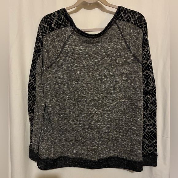 Maurice’s Sweater - Picture 3 of 4